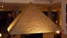 piramide-300x229